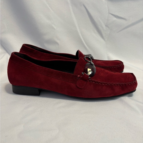 Stuart Weitzman Red Burgundy Suede Jeweled Square Toe Loafers Women’s Size 8.5 - Picture 4 of 10